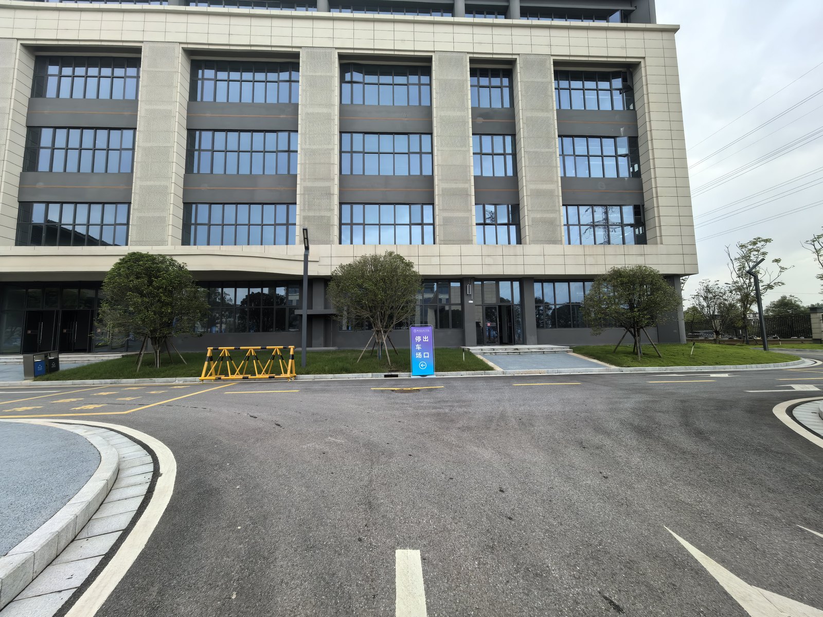 起元职业学院 · 校园文化 · 完工实景 2